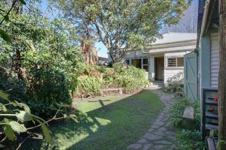 Photo of property in 31 Vigor Brown Street, Napier South, Napier, 4110