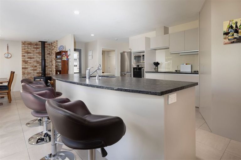 Photo of property in 35 Lakings Road, Springlands, Blenheim, 7201