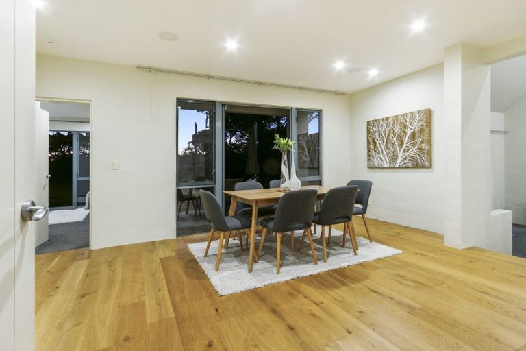 Photo of property in 4 Monkton Close, Greenhithe, Auckland, 0632