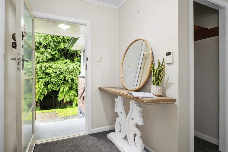 Photo of property in 266 Malfroy Road, Pomare, Rotorua, 3015