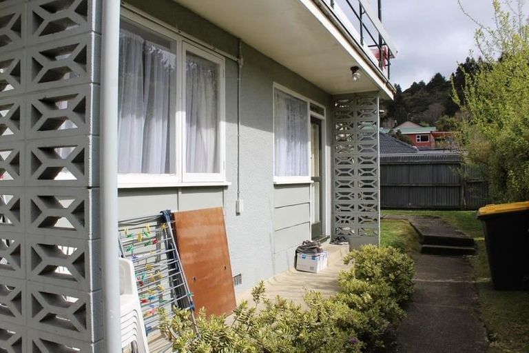 Photo of property in 212 Kaikorai Valley Road, Bradford, Dunedin, 9011
