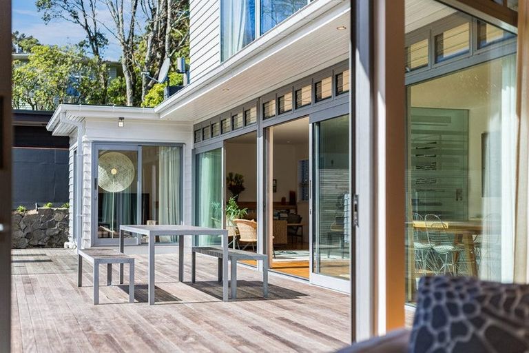 Photo of property in 38a Friend Street, Karori, Wellington, 6012