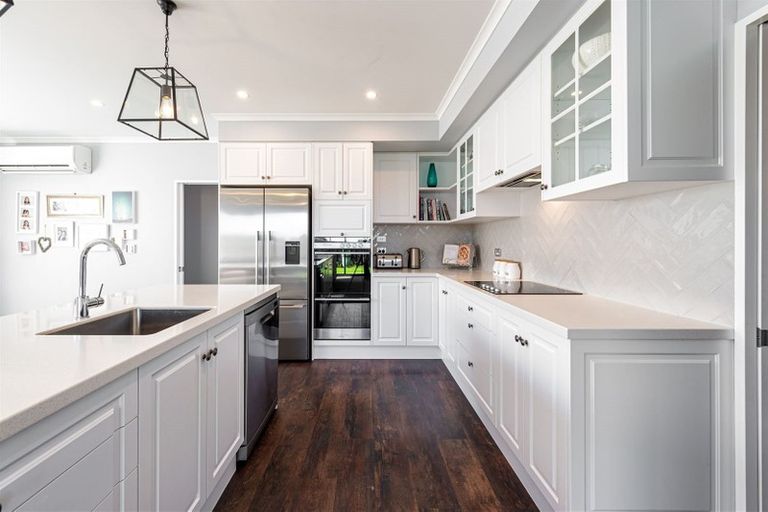 Photo of property in 11 O'rourke Place, Casebrook, Christchurch, 8051