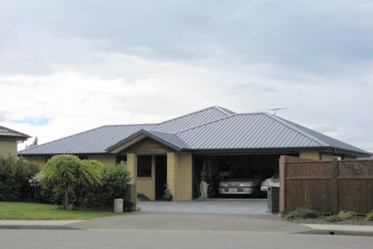 Photo of property in 6 Matson Close, Rangiora, 7400