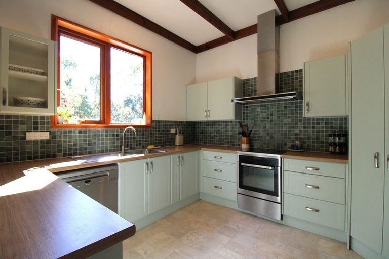 Photo of property in 25 Kaka Road, Saint Leonards, Dunedin, 9022