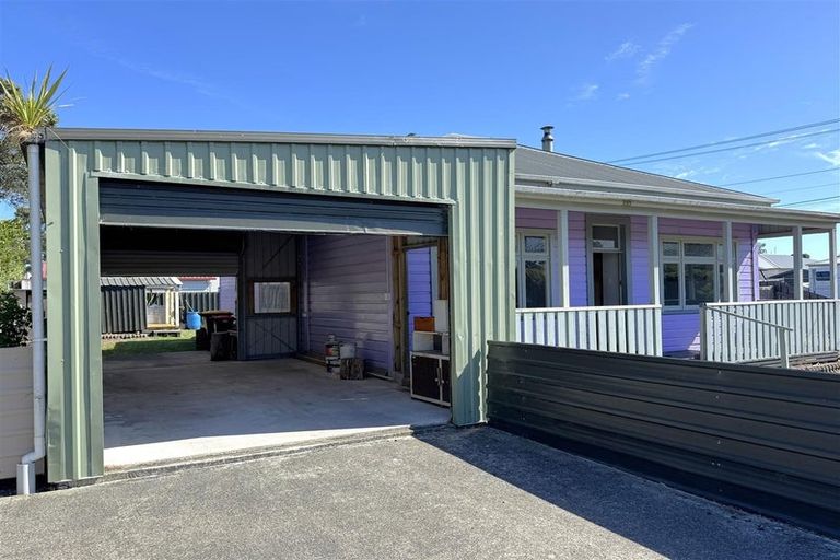 Photo of property in 18 Doyle Street, Blaketown, Greymouth, 7805