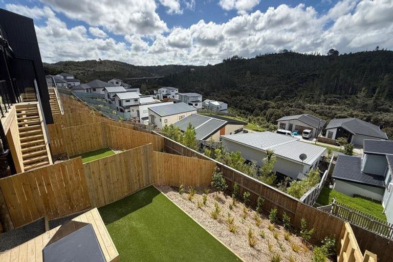 Photo of property in 5/3 Kawau Close, Orewa, 0931