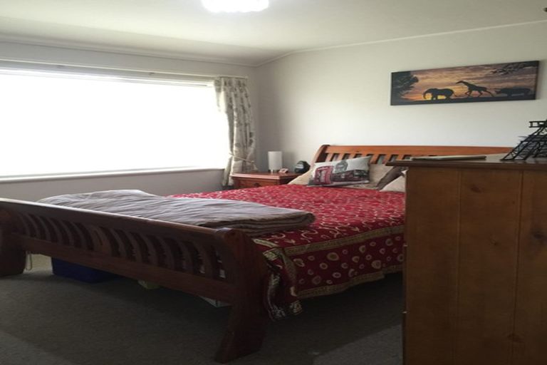 Photo of property in 36 Maugham Drive, Bucklands Beach, Auckland, 2014