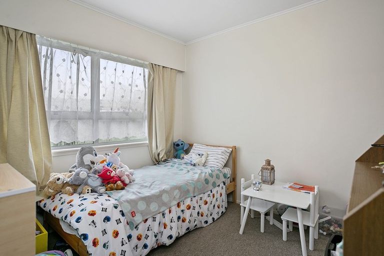 Photo of property in 3 Dickens Place, Leamington, Cambridge, 3432