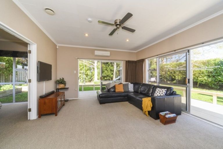 Photo of property in 10 Frimley Street, Awapuni, Palmerston North, 4412