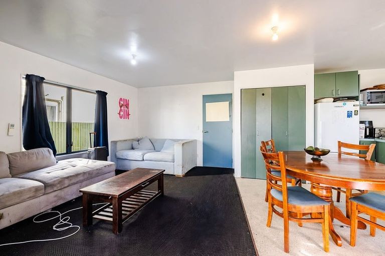 Photo of property in 9/598 Castle Street, North Dunedin, Dunedin, 9016