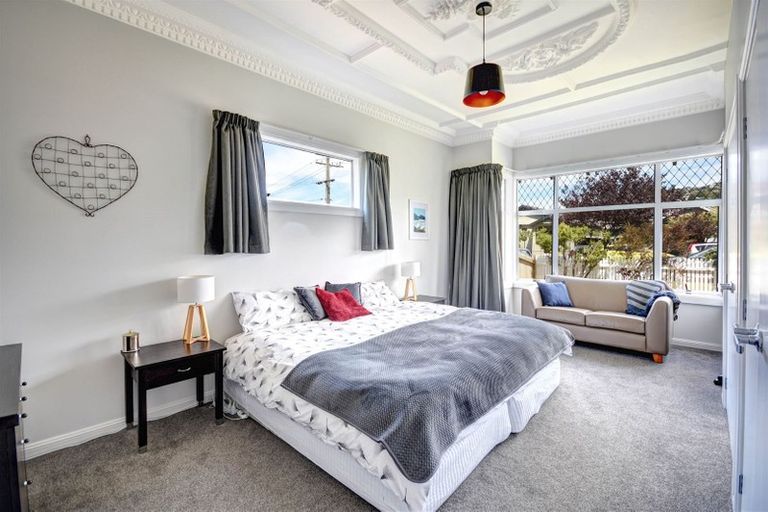 Photo of property in 15 West Avenue, Saint Clair, Dunedin, 9012