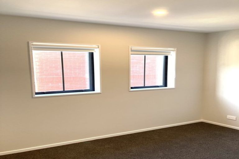 Photo of property in 14/15 Sunhill Road, Sunnyvale, Auckland, 0612