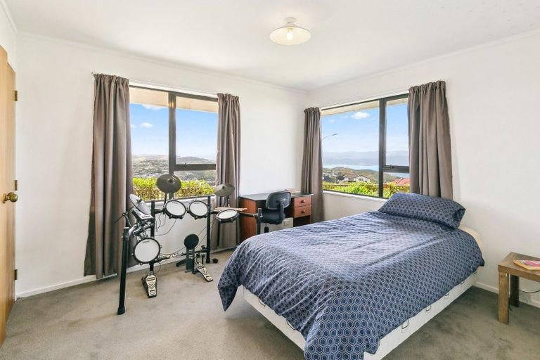 Photo of property in 2 Sirsi Terrace, Broadmeadows, Wellington, 6035