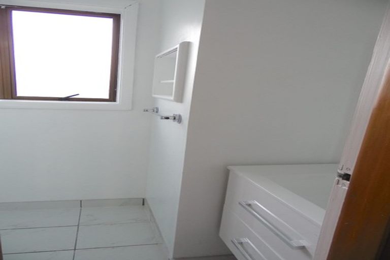 Photo of property in 337c Main South Road, Hornby, Christchurch, 8042