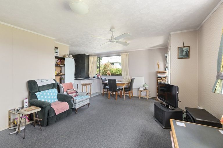 Photo of property in 36 Scott Avenue, Otaki Beach, Otaki, 5512