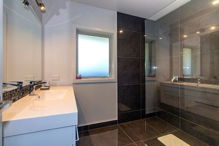 Photo of property in 1 Collingwood Street, Highfield, Timaru, 7910