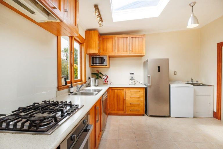 Photo of property in 47 Argyle Avenue, Takaro, Palmerston North, 4410