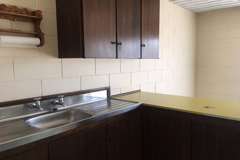 Photo of property in 1/555 Hillside Road, Caversham, Dunedin, 9012