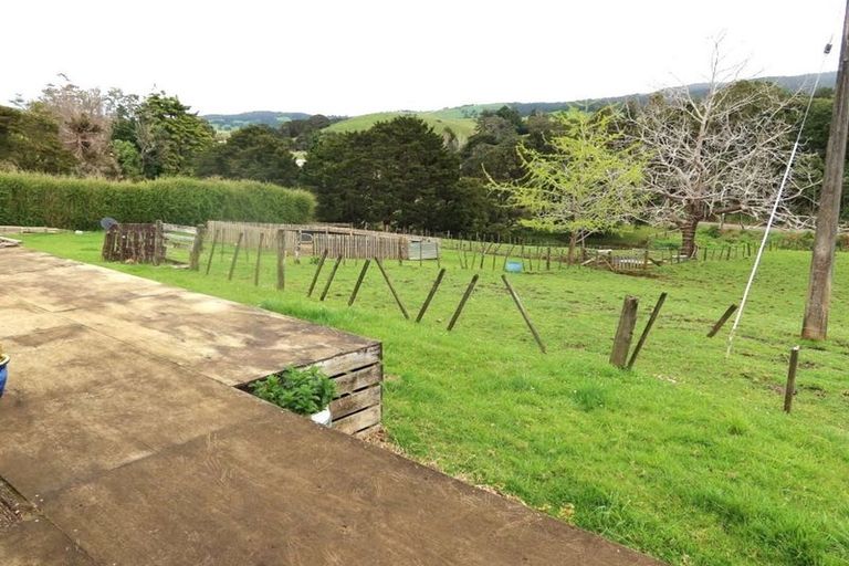 Photo of property in 38 Donnellys Station Road, Donnellys Crossing, Dargaville, 0379