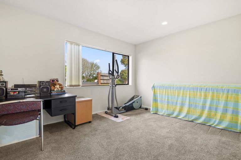 Photo of property in 181 Carlisle Road, Northcross, Auckland, 0632