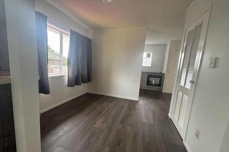 Photo of property in 27 John Walker Drive, Manurewa, Auckland, 2102