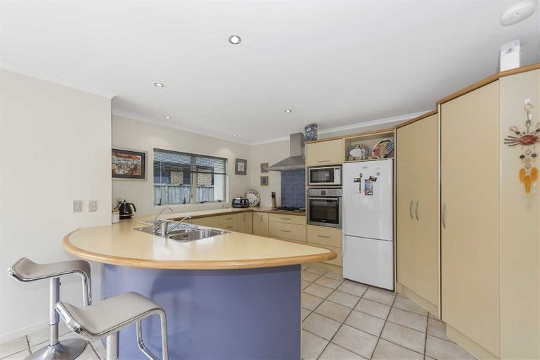 Photo of property in 6 Keswick Crescent, Huntington, Hamilton, 3210