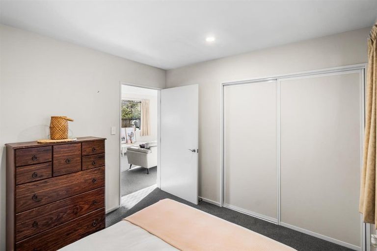 Photo of property in 30d Withells Road, Avonhead, Christchurch, 8042