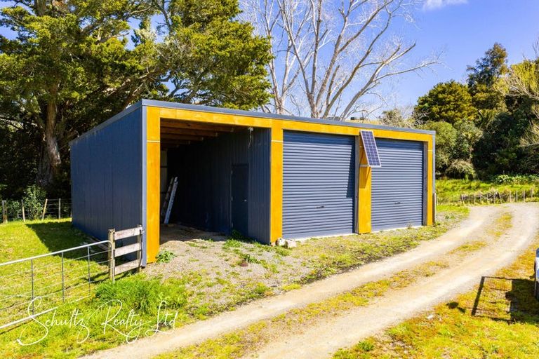 Photo of property in 32 Nikau Lane, Maungaturoto, 0520