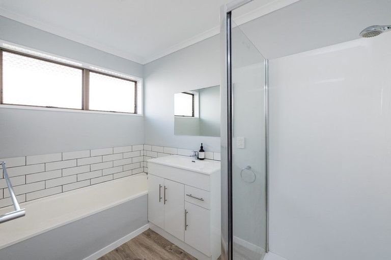 Photo of property in 41 Moyne Avenue, Milson, Palmerston North, 4414