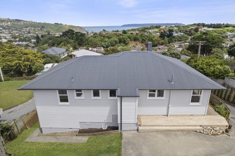 Photo of property in 46 Downes Street, Titahi Bay, Porirua, 5022