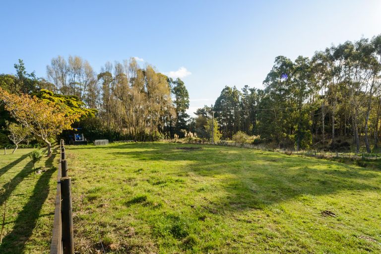 Photo of property in 5 Williams Road, Tokomaru, Palmerston North, 4474