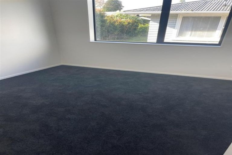Photo of property in 2 Greenhaven Avenue, Papakura, 2113