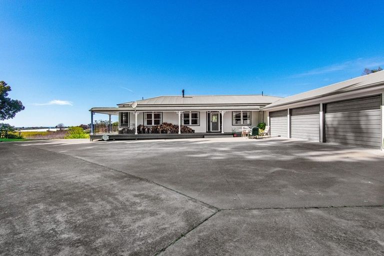 Photo of property in 801 Main North Road, Bay View, Napier, 4182