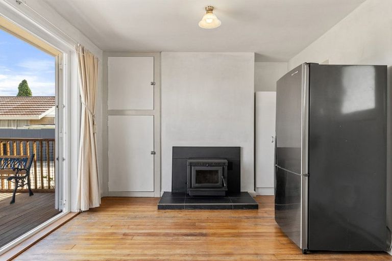 Photo of property in 71 Hargood Street, Woolston, Christchurch, 8062