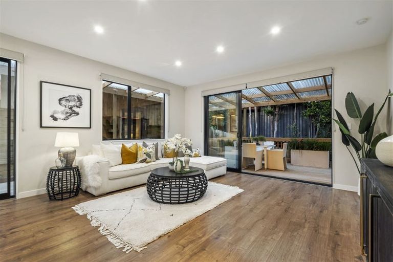 Photo of property in 6/65 Francis Street, Hauraki, Auckland, 0622