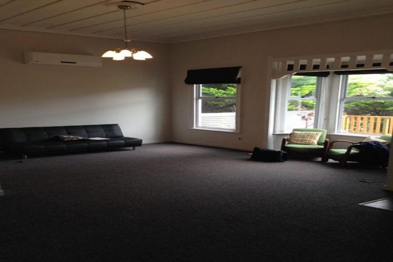 Photo of property in 70 Shakespeare Road, Bluff Hill, Napier, 4110