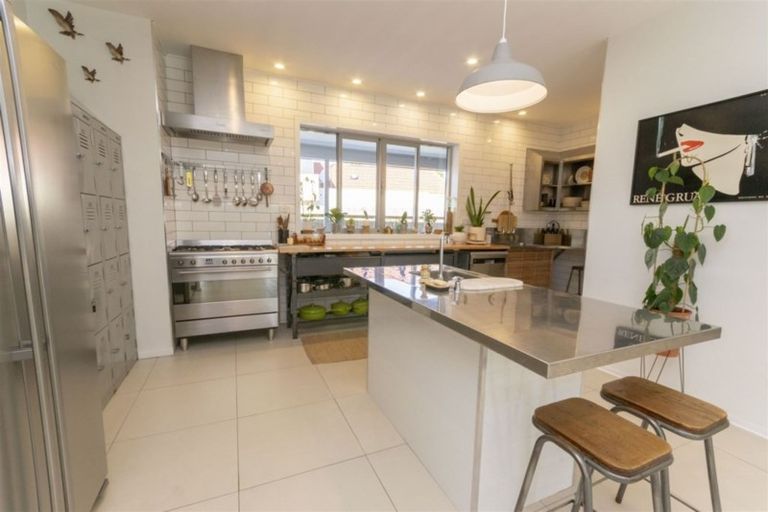 Photo of property in 33 Goodwood Close, Rangiora, 7400