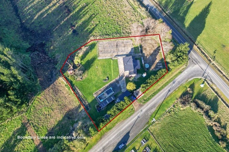 Photo of property in 6 Quarry Hills Fortification Road, Quarry Hills, Tokanui, 9884
