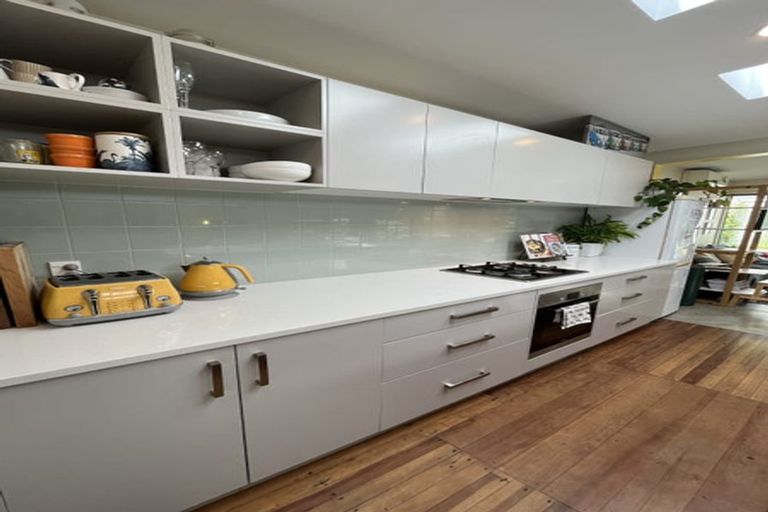 Photo of property in 31 Newman Terrace, Thorndon, Wellington, 6011