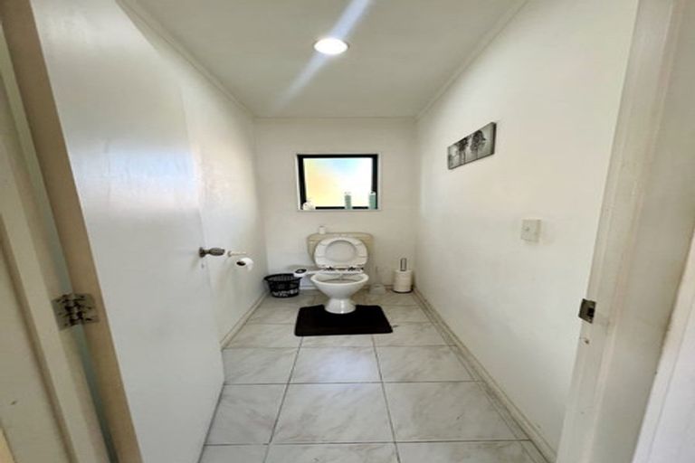 Photo of property in 33b Koromiko Street, New Lynn, Auckland, 0600