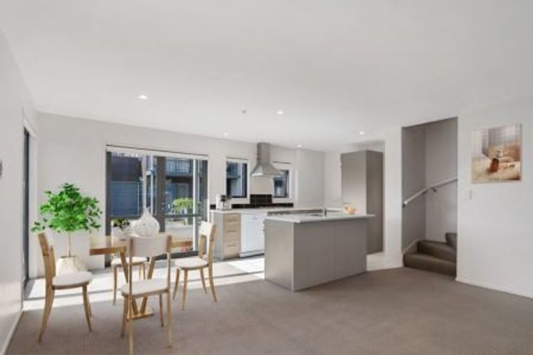 Photo of property in 2 Rochdale Way, Stoke, Nelson, 7011