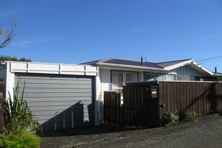 Photo of property in 3 Pauline Way, Paparangi, Wellington, 6037