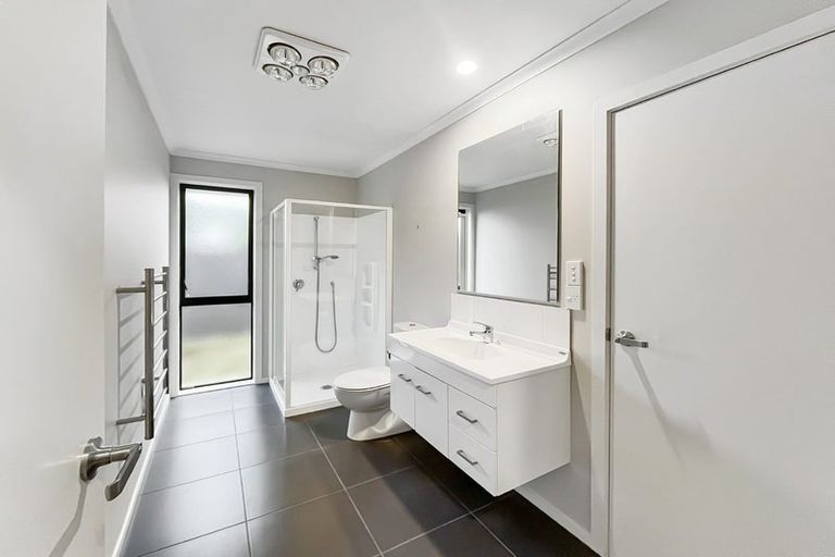 Photo of property in 15 Thomson Street, West End, Palmerston North, 4412