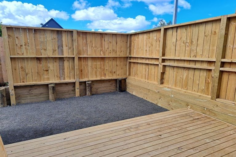 Photo of property in 3/125b Metcalfe Road, Ranui, Auckland, 0612