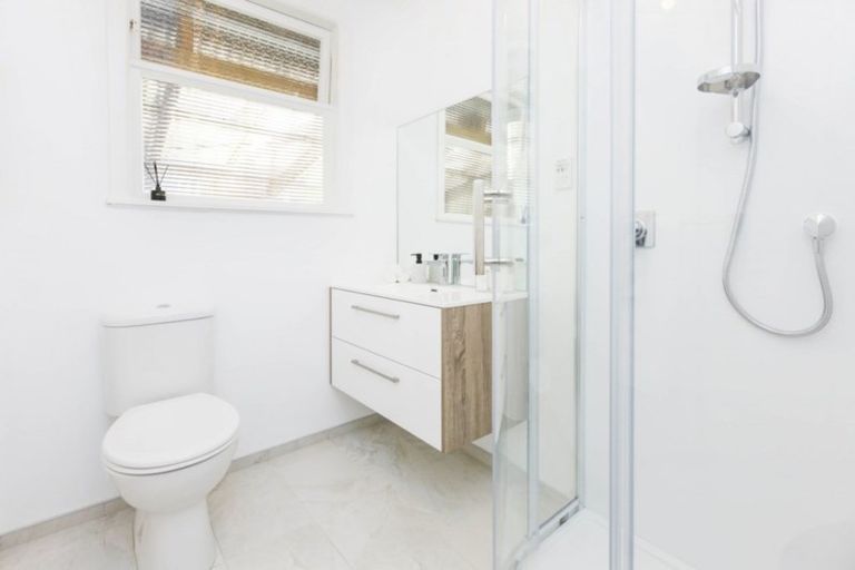 Photo of property in 1/19 Clouston Park Road, Clouston Park, Upper Hutt, 5018