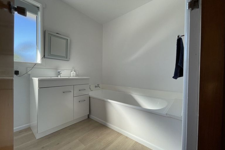 Photo of property in 31 Grahams Road, Ilam, Christchurch, 8041