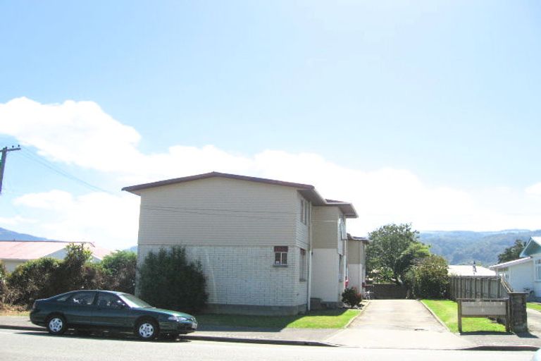 Photo of property in 6/62 Martin Street, Wallaceville, Upper Hutt, 5018