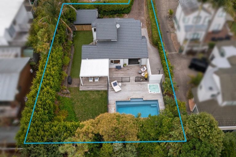 Photo of property in 1/15 Hart Road, Hauraki, Auckland, 0622