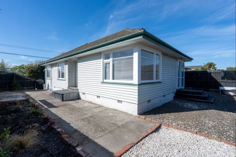 Photo of property in 168a Springs Road, Hornby, Christchurch, 8042